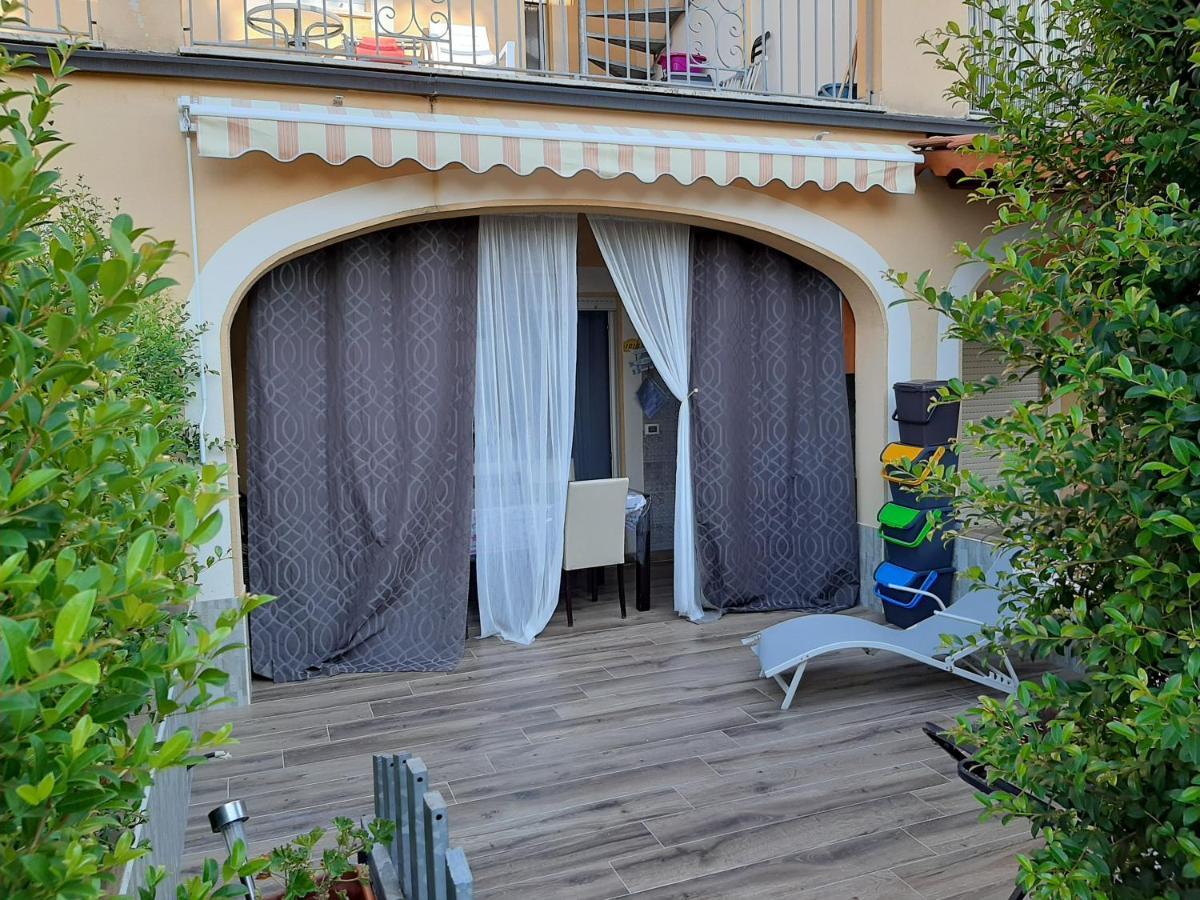 Sonia Pizzo Beach Club Apartment Екстериор снимка